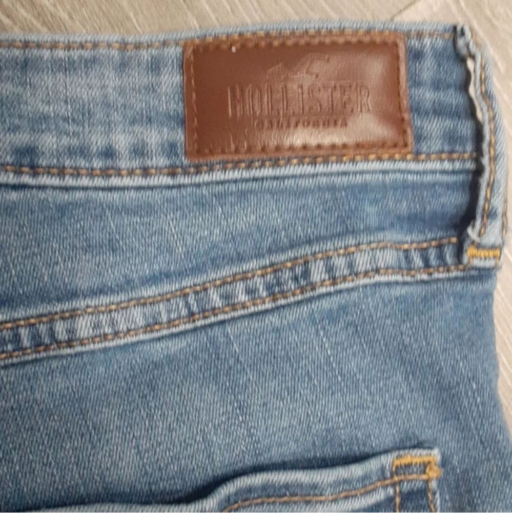 Hollister High Rise Super Skinny Distressed Jeans